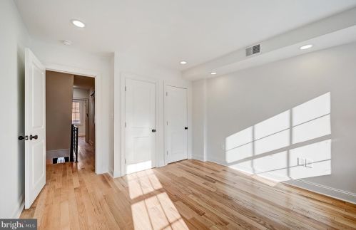 434 Manton St, Philadelphia PA 19146-3811 exterior