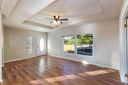 14 Ellie Dr, Santa Rosa CA  95403-1111 exterior