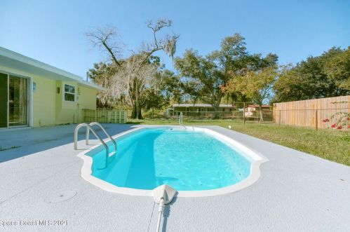 1824 Dixon Blvd, Cocoa, FL 32922-5430