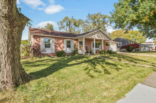 753 East St, Crown Point, IN 46307-4904