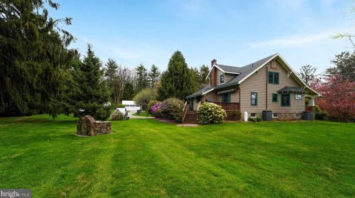 217 County Road 513, Glen Gardner, NJ 08826-3214