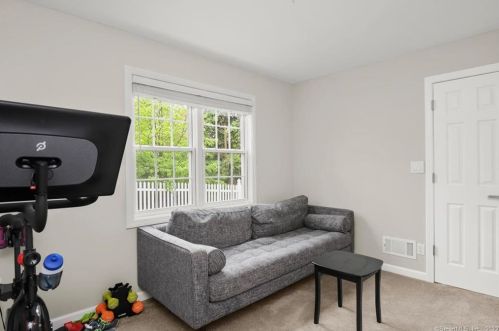 128 Garwood Rd, Bridgeport CT  06611-2220 exterior