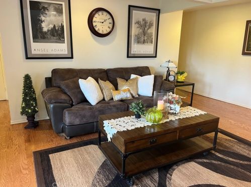 13643 Bailey St, Whittier, CA 90601-3812