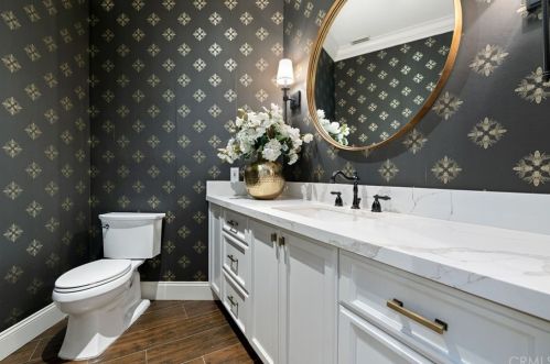 29172 Vallejo Ave, Temecula CA  92592-2302 exterior