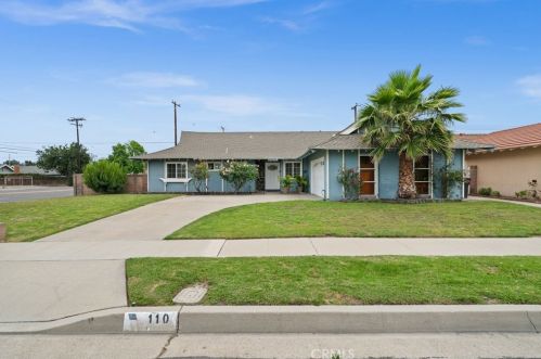 110 Brentwood Ave, Orange, CA 92865-2316