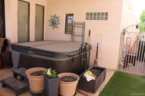 1150 Camino Cv, Bullhead City AZ  86442-4300 exterior