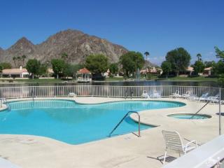 48135 Vista Cielo, La Quinta CA  92253-2255 exterior