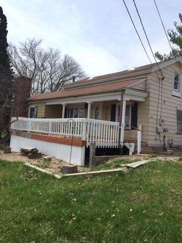 3952 Footer Rd, East Bloomfield, NY 14469-9753