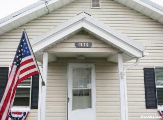 1570 Hill St, Dallas, OR 97338-2421