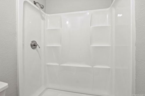 43816 Palm Vis Ave, Lancaster CA 93535-4422 exterior