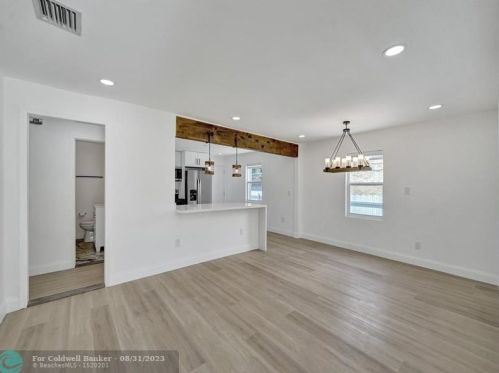 245 6th St, Dania Beach FL  33004-4147 exterior