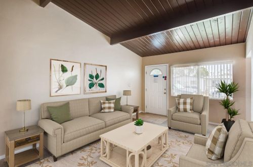 4002-4 Fond Du Lac Ave, San Diego, CA 92117-1842