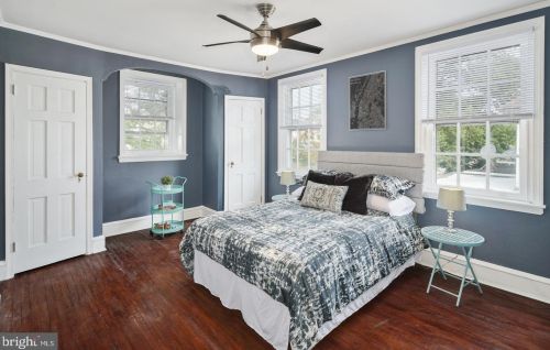 1535 Chelten Ave, Philadelphia PA 19144-2701 exterior