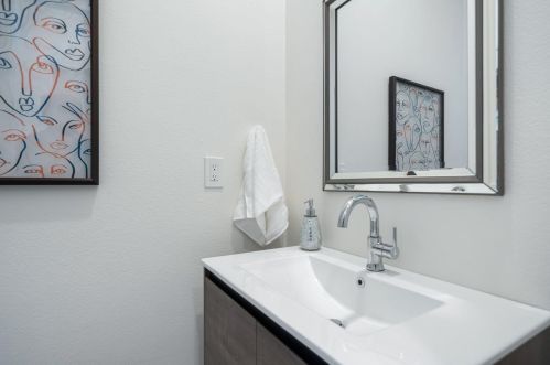 116 Via Las Flores, Rancho Mirage CA  92270-5205 exterior