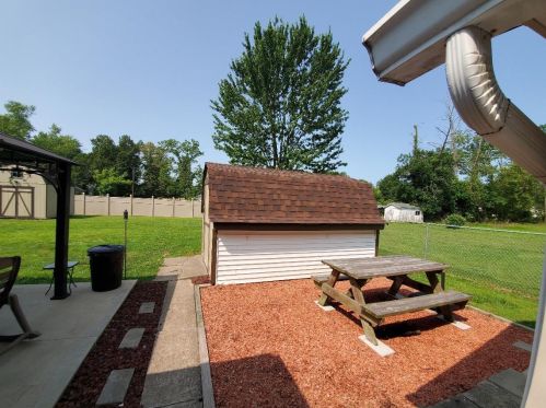 2599 Bethel Maple Rd, Mount Olive OH  45106-8522 exterior