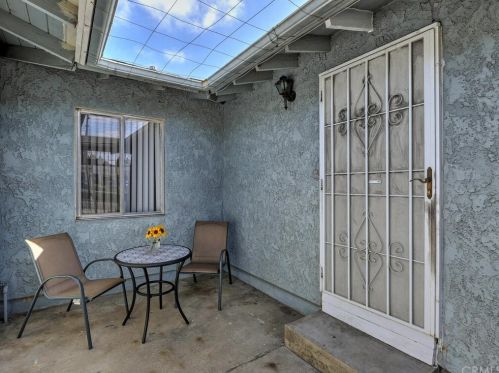 6063 Cerritos Ave, Buena Park, CA 90620-4421
