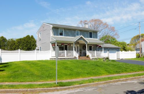 2 Northview Ct, South Setauket, NY 11720-2862