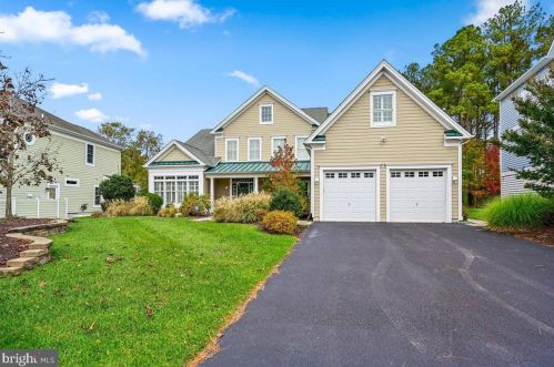 37511 Seaside Dr, Millville, DE 19970-3644