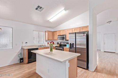 10634 Pomo St, Tolleson AZ  85353-1162 exterior