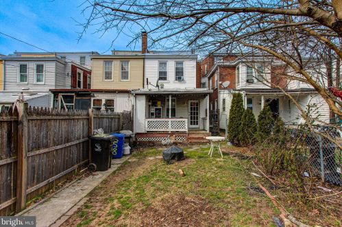 558 Stanbridge St, Norristown PA  19401-5312 exterior