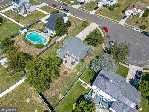 6 Hampshire Ct, Erial NJ exterior