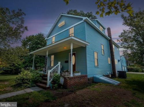 13 Broad St, Berlin Boro, NJ 08009-1435
