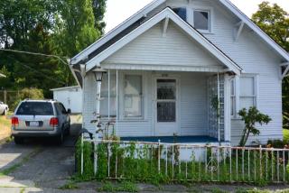 5120 17 Ave, Seattle WA  98115-6844 exterior