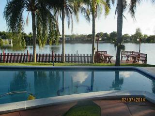 2340 211th St, Miami, FL 33180-1047