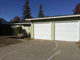 1437 Shirley Dr, Sacramento, CA 95822-3048