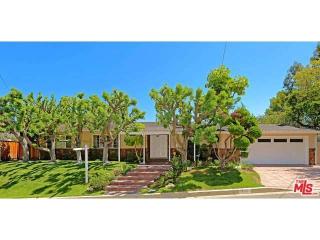 743 Claymont Dr, Los Angeles, CA 90049-1302