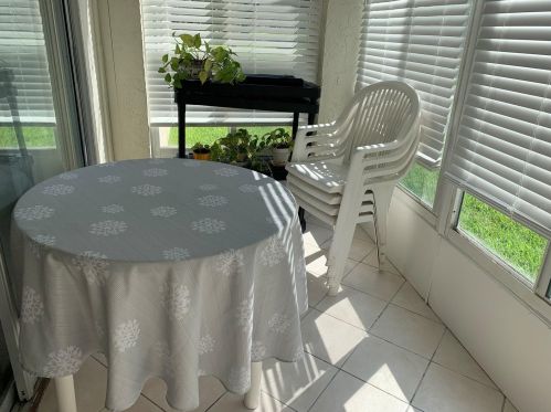 4840 Alamo Ct, New Port Richey, FL 34655-1404