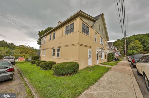 407 2nd St, Bangor PA  18013-2514 exterior