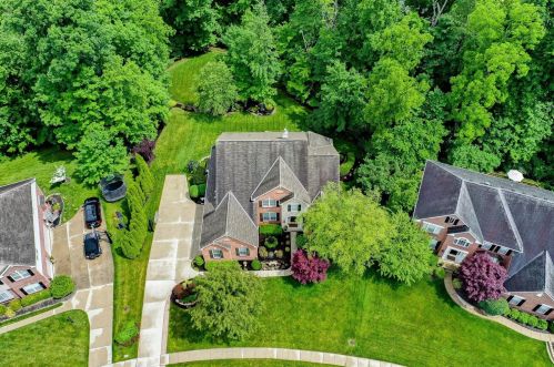 317 Forest Edge Dr, South Lebanon, OH 45065-8737