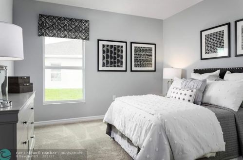 3668 Sapphire Hollow Way, Fort Pierce, FL 34981