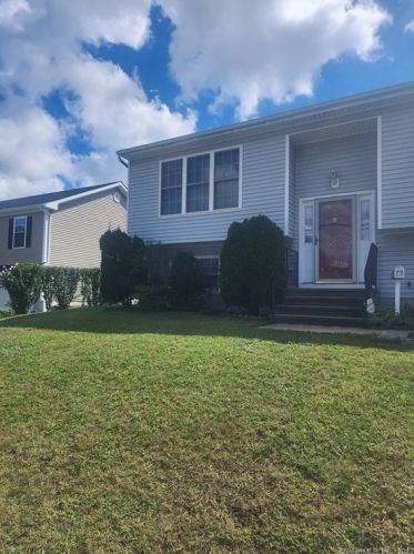 79 Summit St, Bridgeport, CT 06606-4838