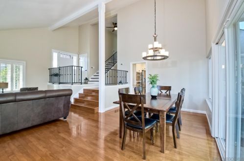 16993 Cresta Dr, San Diego CA 92128-2311 exterior