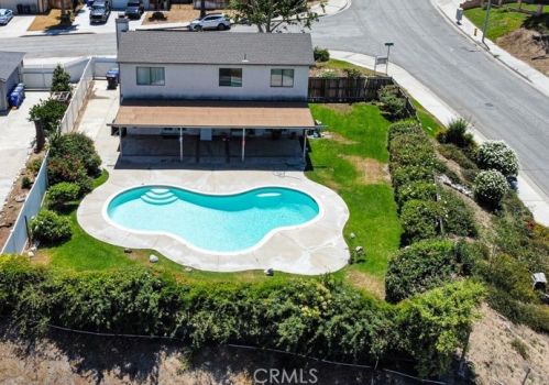 1516 Yardley St, San Bernardino, CA 92407-3913