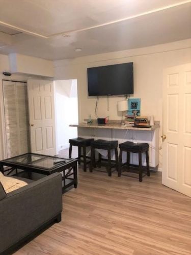 9 Preston St, Providence RI  02906-3910 exterior