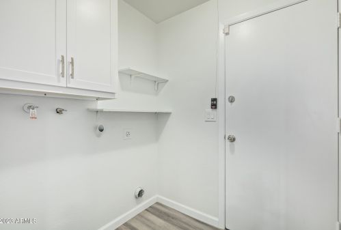 12632 50th Dr, Glendale AZ  85304-2004 exterior