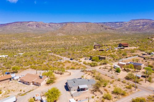 45444 20th St, Phoenix AZ 85087-7526 exterior