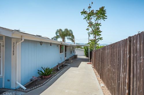 32389 Valley View Ave, Lake Elsinore CA  92530-0518 exterior