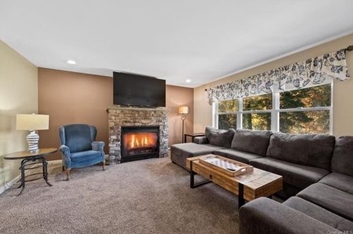 23 Horton Rd, Washingtonville NY  10992-1427 exterior