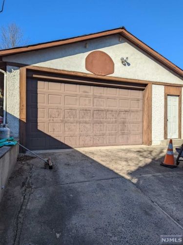 131 Belmont Ave, Outwater NJ  07026-2824 exterior