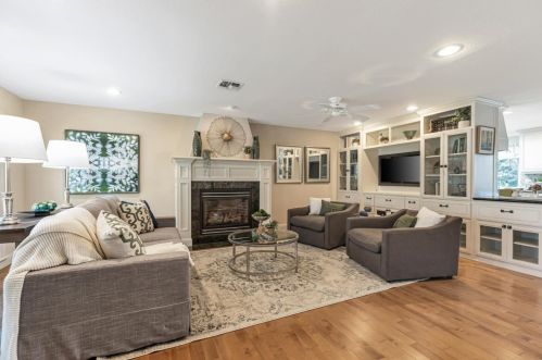 2553 Willowdale Dr, Folsom, CA 95762-4021