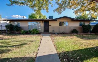 933 Radcliffe Ave, Bakersfield, CA 93305-1127