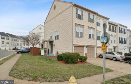 14392 Madrigal Dr, Woodbridge VA  22193-7907 exterior