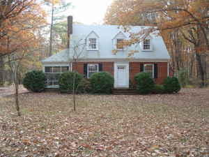 1163 Broad Street Rd, Oilville, VA 23129-2203