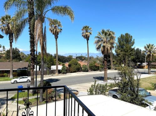 2024 Benedict Ave, Riverside CA  92506-3514 exterior