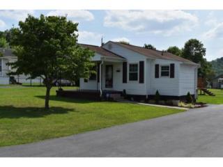 1009 Pearl St, Elizabethton, TN 37643-4727