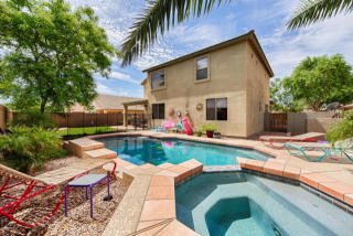 4550 Karsten Dr, Chandler, AZ 85249-7076